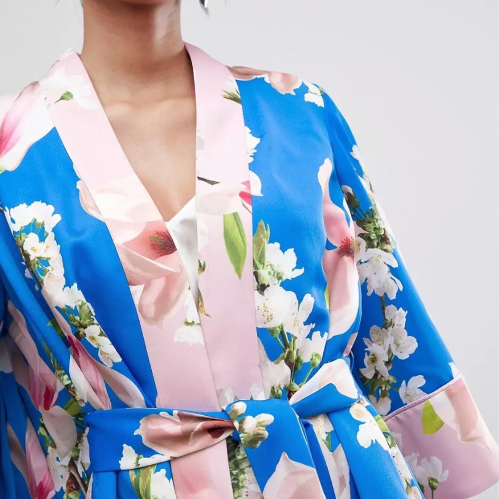 Ted Baker London Harmony Pleat Kimono - Picture 7 of 9
